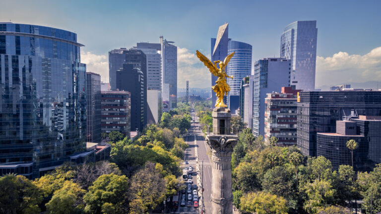 The Angel of Independence monument on Paseo de la Reforma, a must-see landmark when visiting Mexico City.